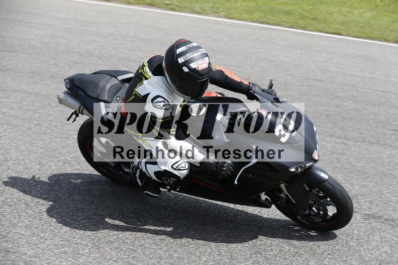 /Archiv-2024/29 12.06.2024 MOTO.CH Track Day ADR/Gruppe blau/38